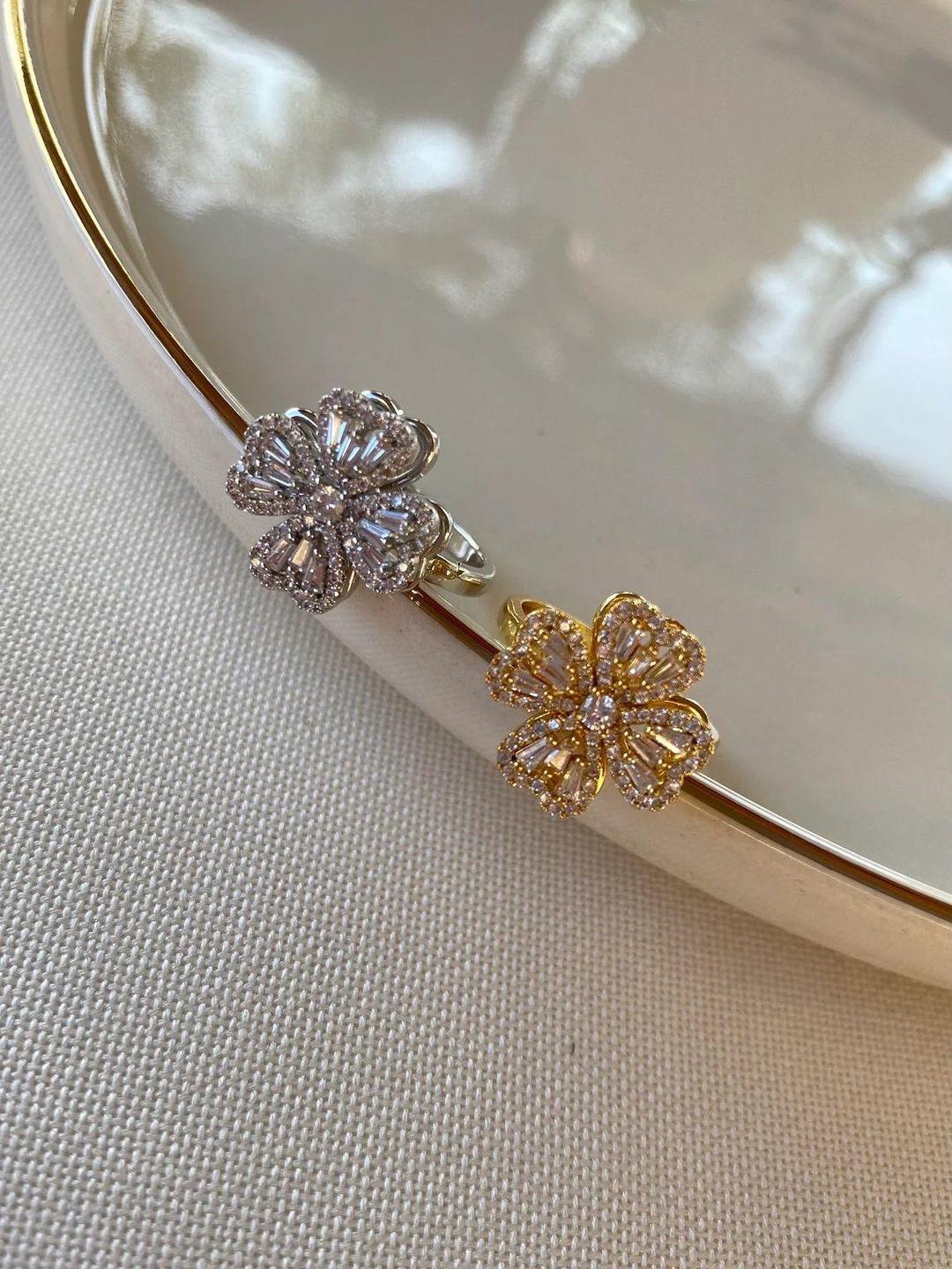 Rotating Silver Zircon Adjustable Ring for Women