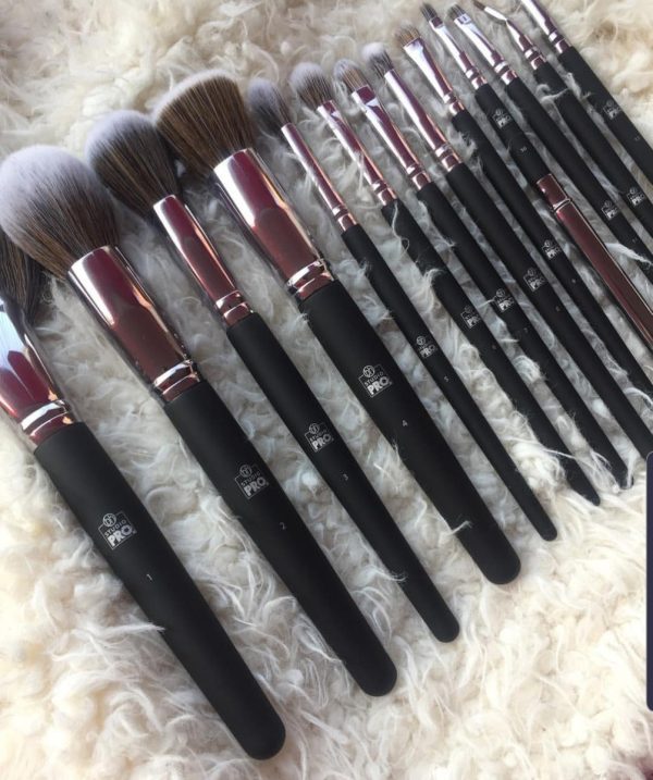 BH Cosmetics 13-Piece Studio Pro Brush Set