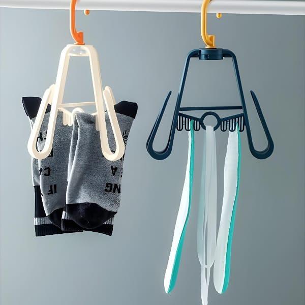 Durable Plastic Cloth Hook Hangers – Pack of 5