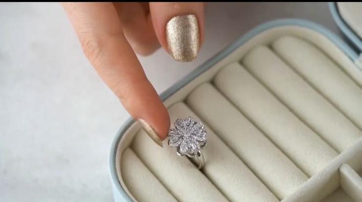 Rotating Silver Zircon Adjustable Ring for Women