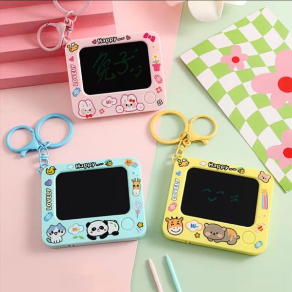 Mini Graffiti Board Keychain – Cartoon Reusable Tablet