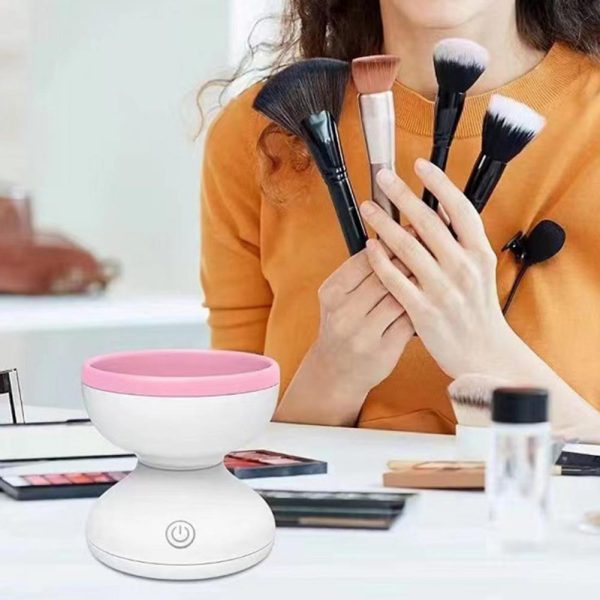 Electric Makeup Brush Cleaner  USB Powered Scrubber