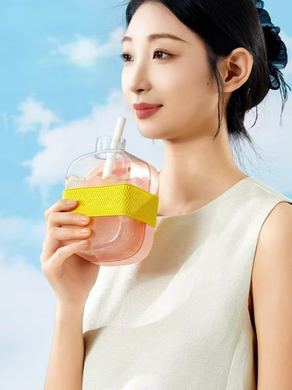 2-in-1 Ice Cube Bottle & Water Cup – 500ml