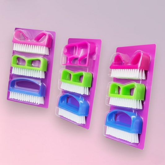 Nail Brush Set with Handle – Pack of 3 (Random Colors)